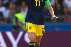 爱游戏官方入口-瑞典队员斗志昂扬，成功闯入四强