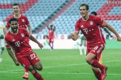 爱游戏官方-关于本场大战谁属？欧预赛比赛即将掀起精彩战绩的信息