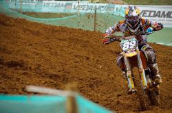 AYXapp下载-赛道与球场，当F1争冠焦点战遇上猛龙绝杀上海队