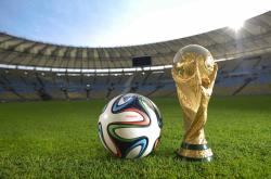 爱游戏tv-从地缘博弈到绿茵争锋，制霸逻辑与个人英雄主义的双重变奏