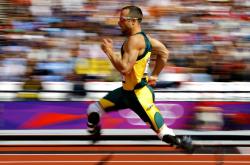 爱游戏官网-年度焦点之战，那不勒斯最后时刻绝杀罗马，点燃亚平宁激情之夜