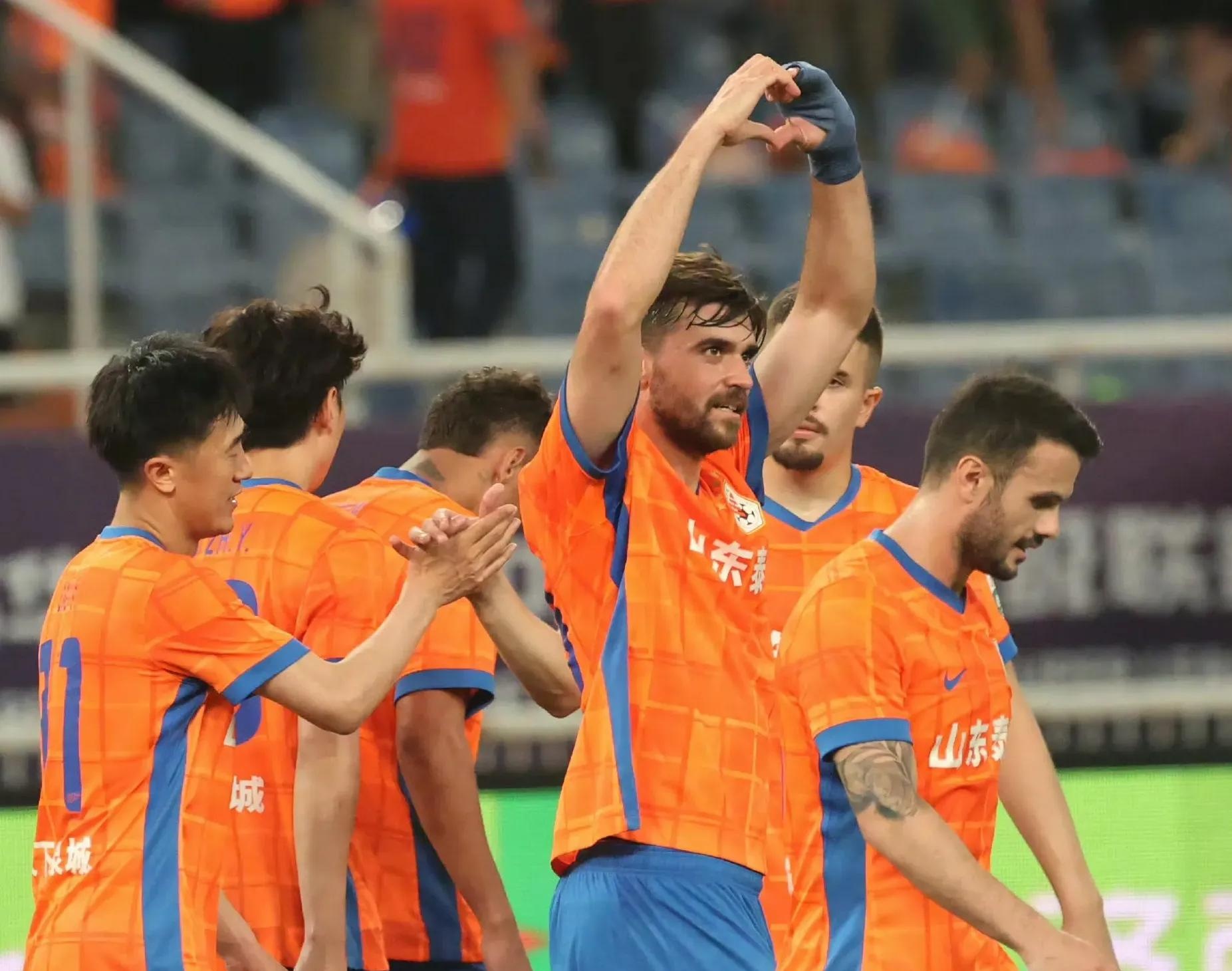 山东鲁能主场不敌广州富力,遗憾失利 山东鲁能主场不敌广州富力,遗憾失利