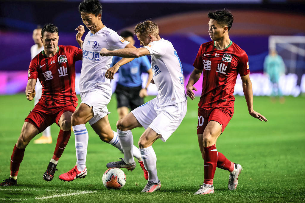 重庆遭遇苏宁逆转，客场失利难逃连败之惑的简单介绍