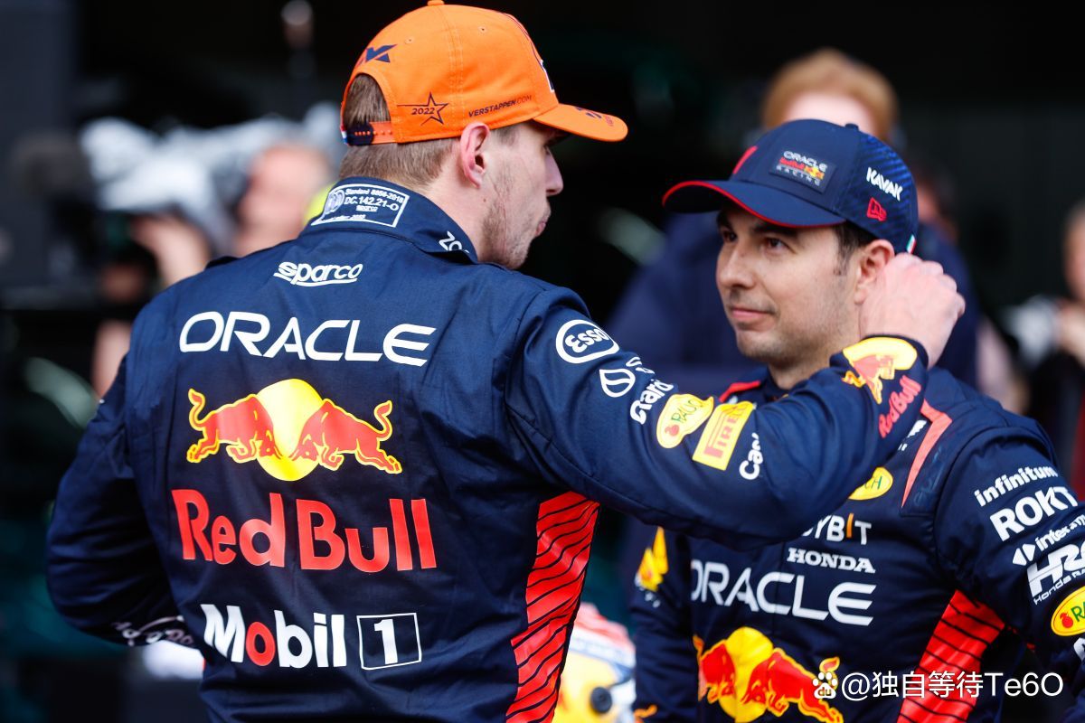 包含阿斯顿马丁逆转红牛二队，佩雷兹扛起全队的词条