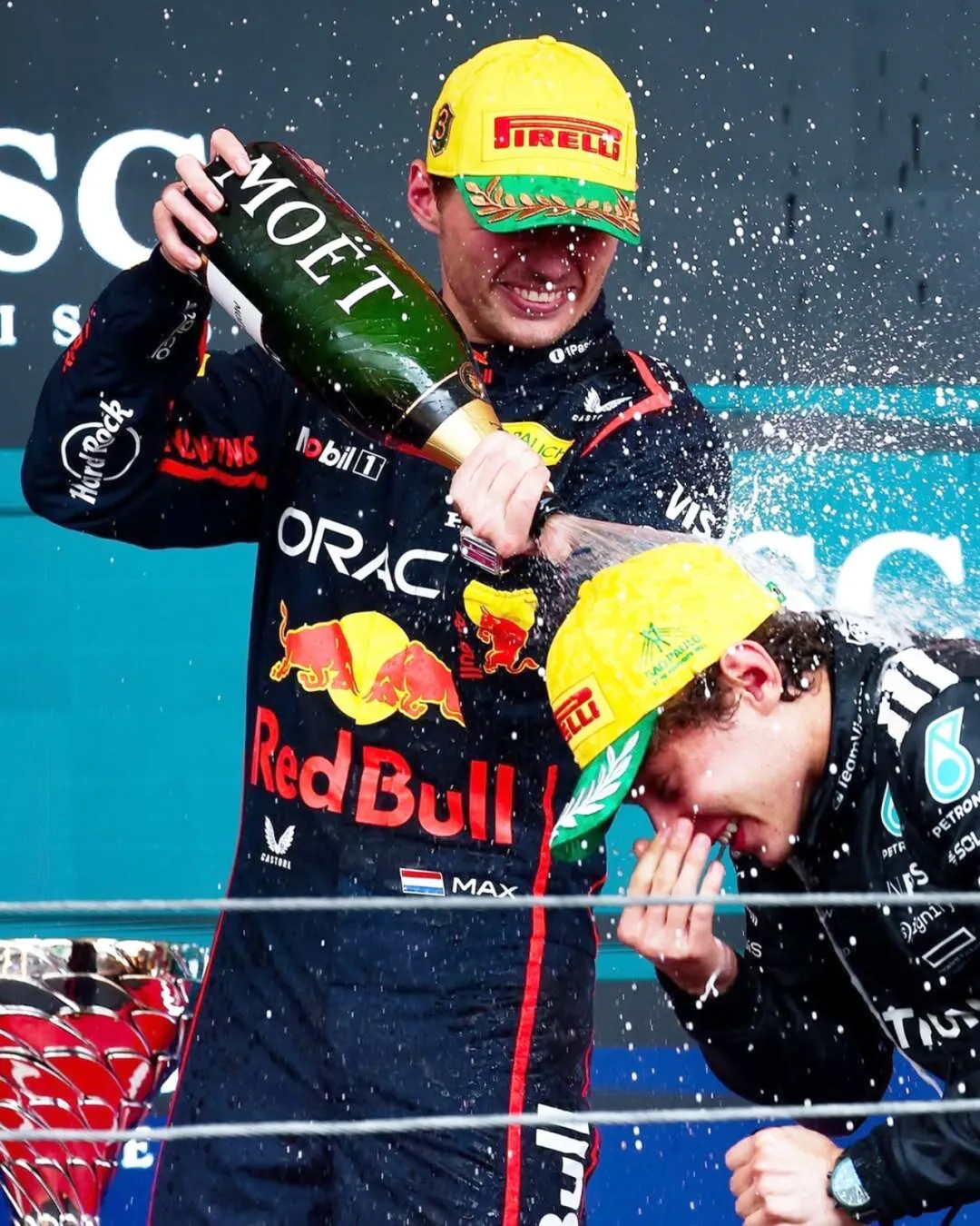 关于索伯车队鏖战哈斯车队,皮亚斯特里状态火热的信息 关于索伯车队鏖战哈斯车队,皮亚斯特里状态火热的信息