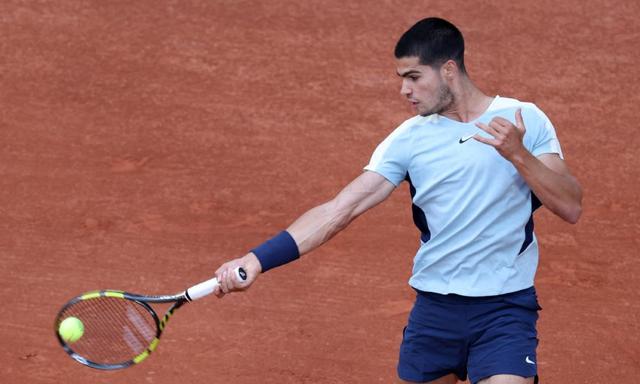 世界网球队力克欧洲网球队,阿尔卡拉斯三分雨点燃全场的简单介绍 世界网球队力克欧洲网球队,阿尔卡拉斯三分雨点燃全场的简单介绍