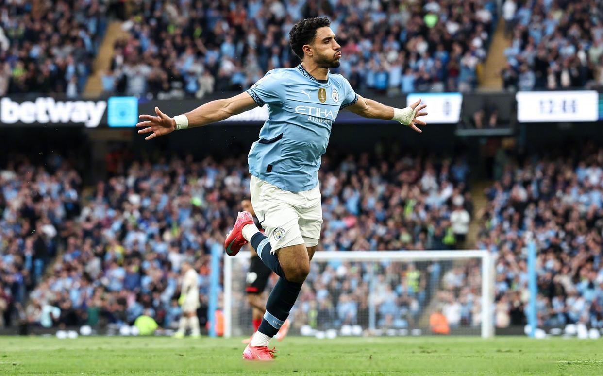 曼城客场大胜伯恩茅斯，保持不败